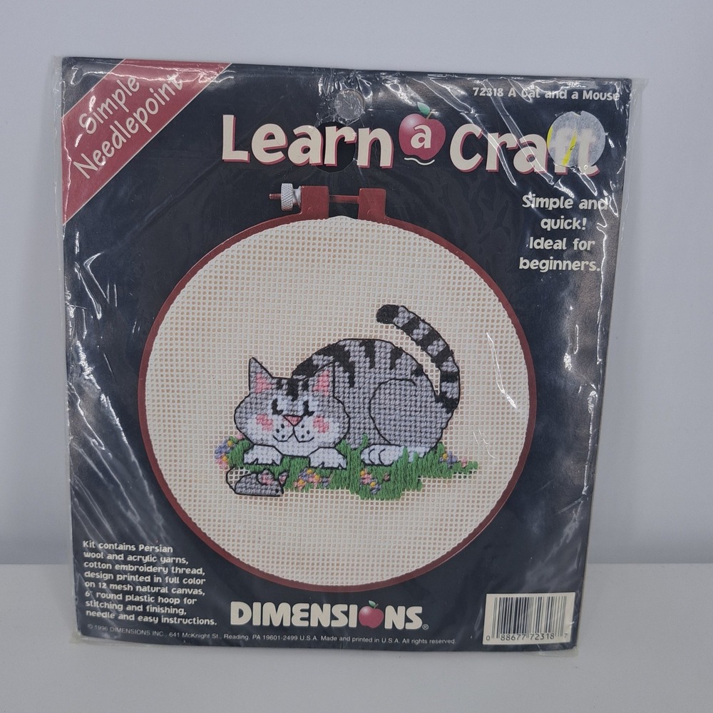 VTG 1996 Dimensions Learn a Craft Needlepoint Kit 72318 Cat and Mouse DIY Art